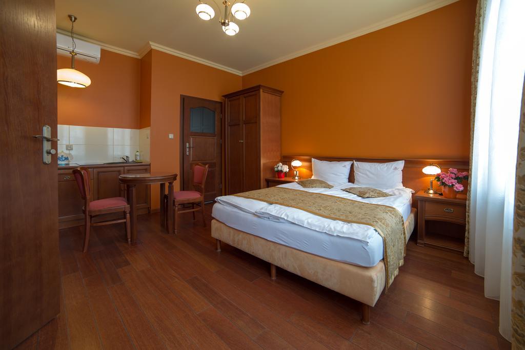 Rynek 16 Aparthotel Sandomierz Exterior photo